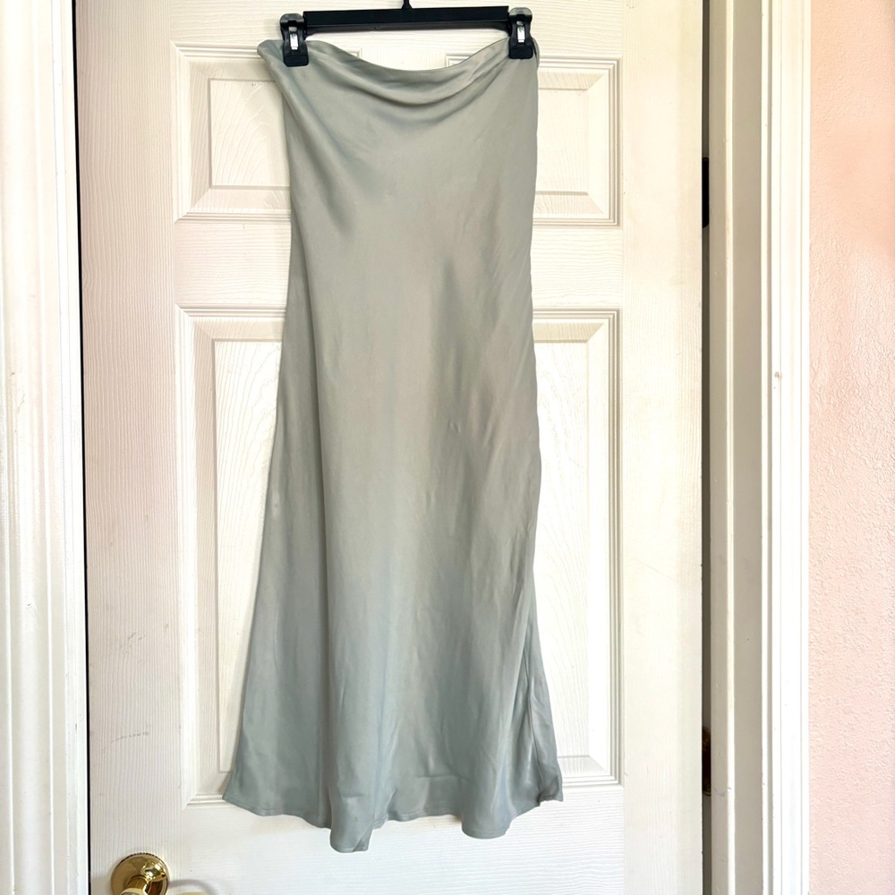 ANTHROPOLOGIE Strapless Slip Midi Dress NWT Size Medium Petite - Picture 3 of 10